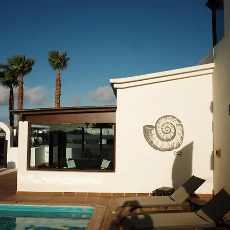 Traumvilla Mit Pool & Meerblick Villa *