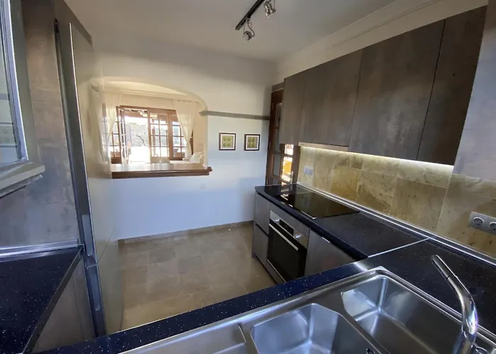 Traumvilla Mit Pool & Meerblick فيلة