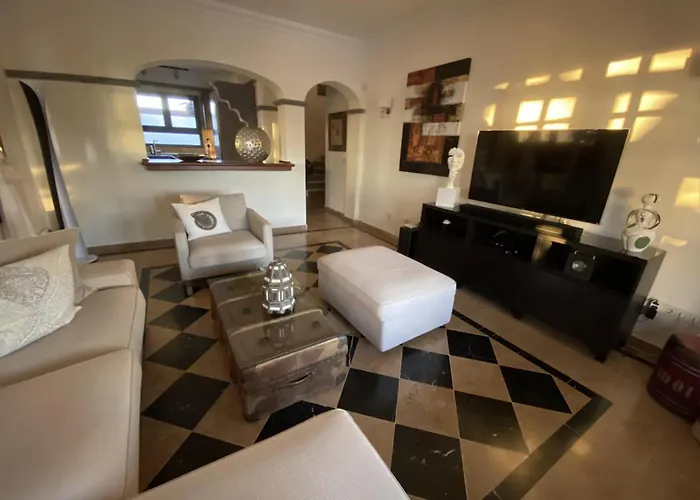 Traumvilla Mit Pool & Meerblick فيلة بلايا بلانكا