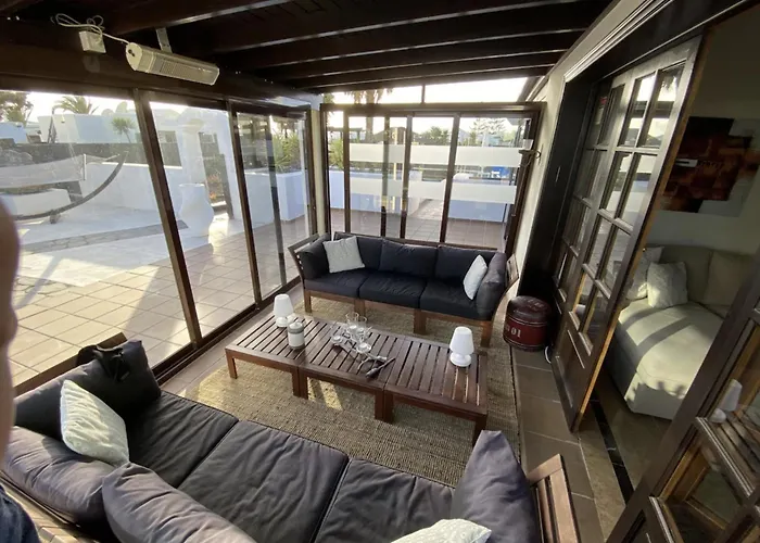 Traumvilla Mit Pool & Meerblick Villa