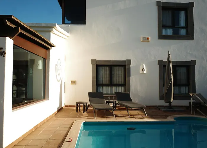 Traumvilla Mit Pool & Meerblick Villa *